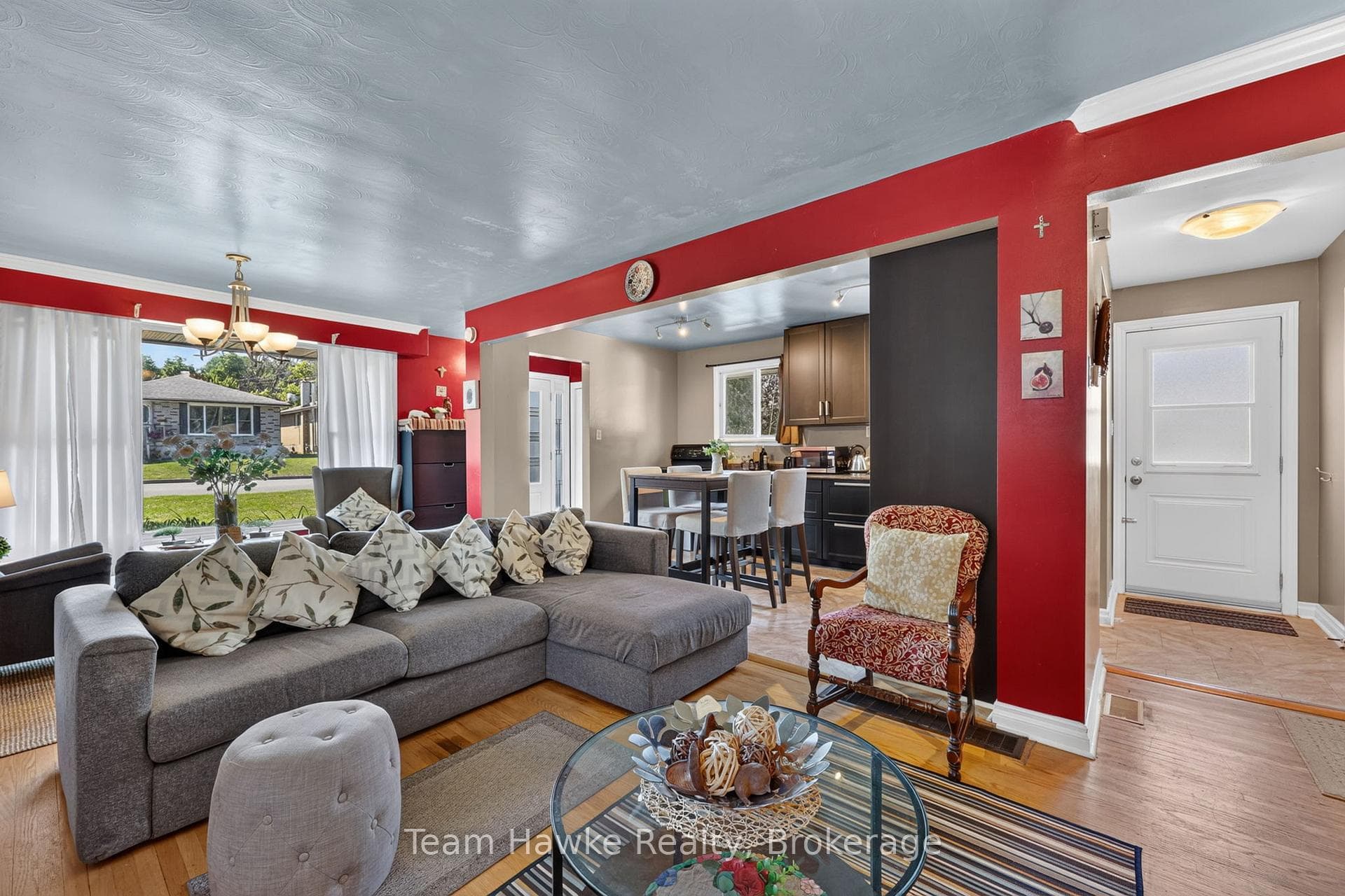 320 Scott Street photo 10