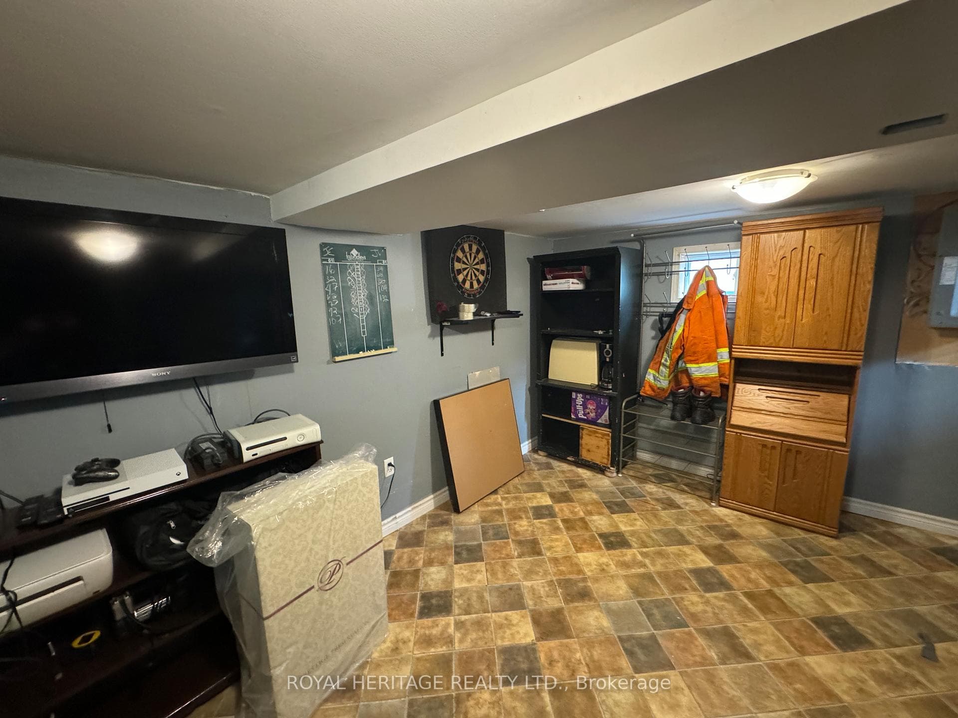 327 Oshawa Boulevard photo 14