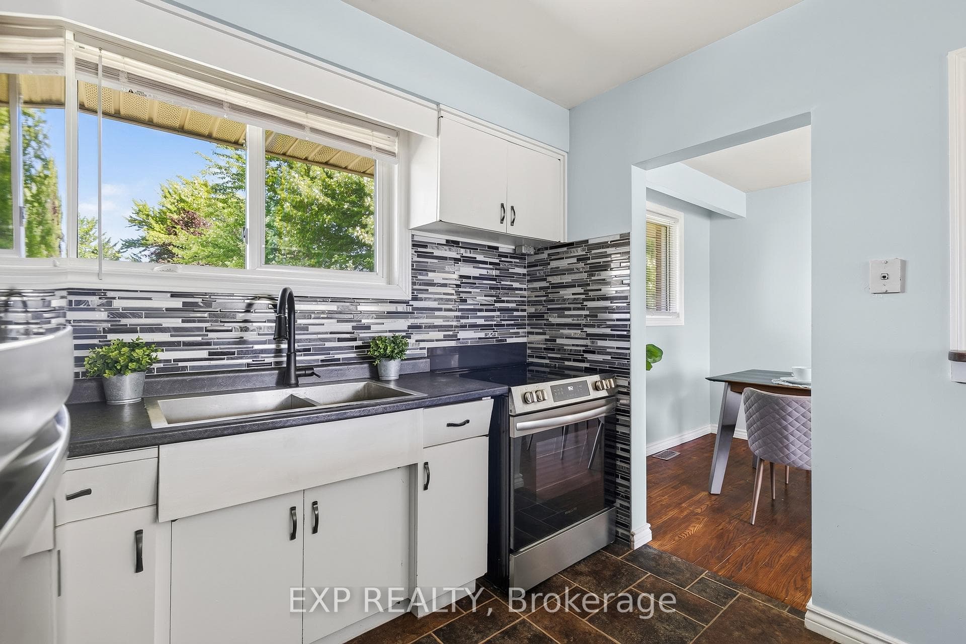261 King Street photo 14