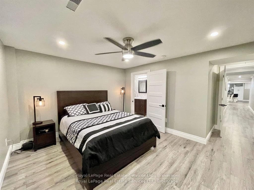 184 Dundas Street photo 27
