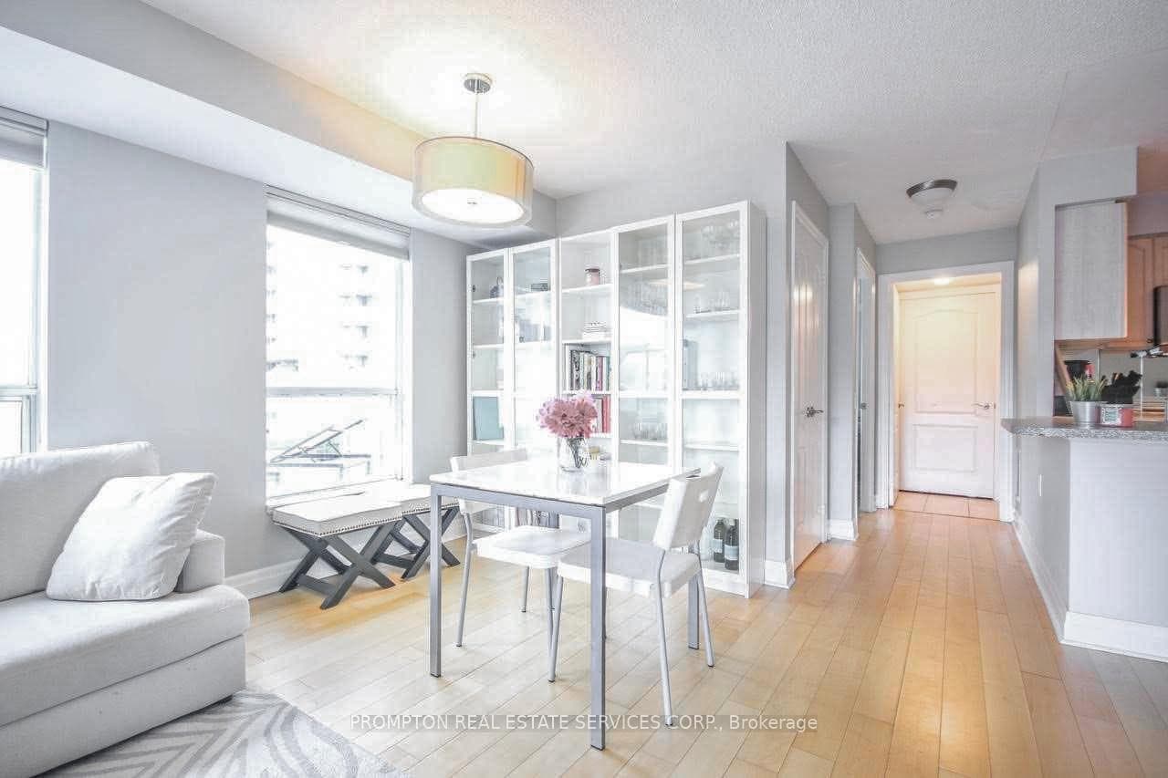 21 Hillcrest Avenue Unit 508 photo 11
