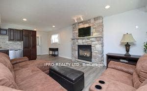 937 Greenwood Crescent photo 27