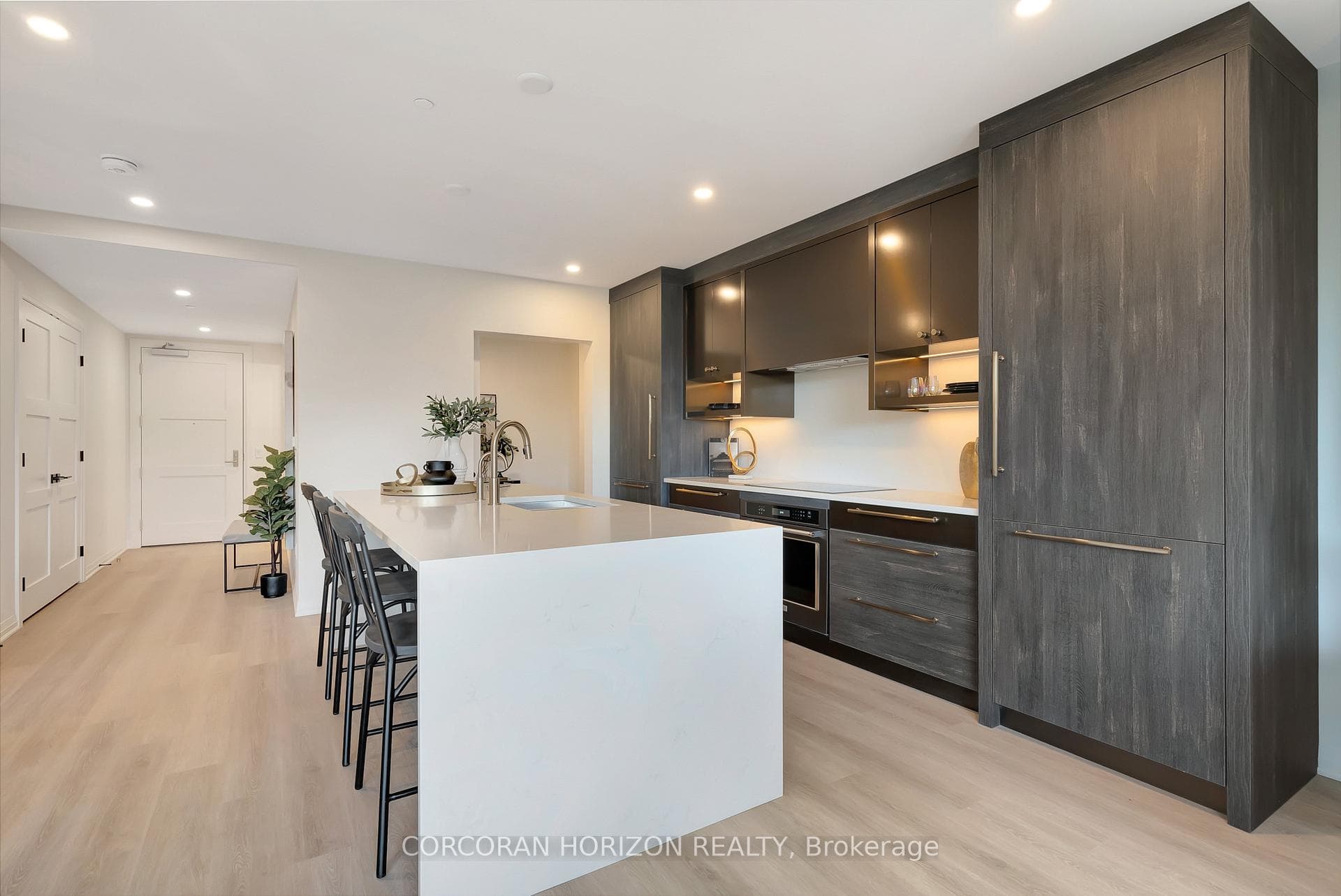 6523 Wellington 7 Road Unit 203 photo 5