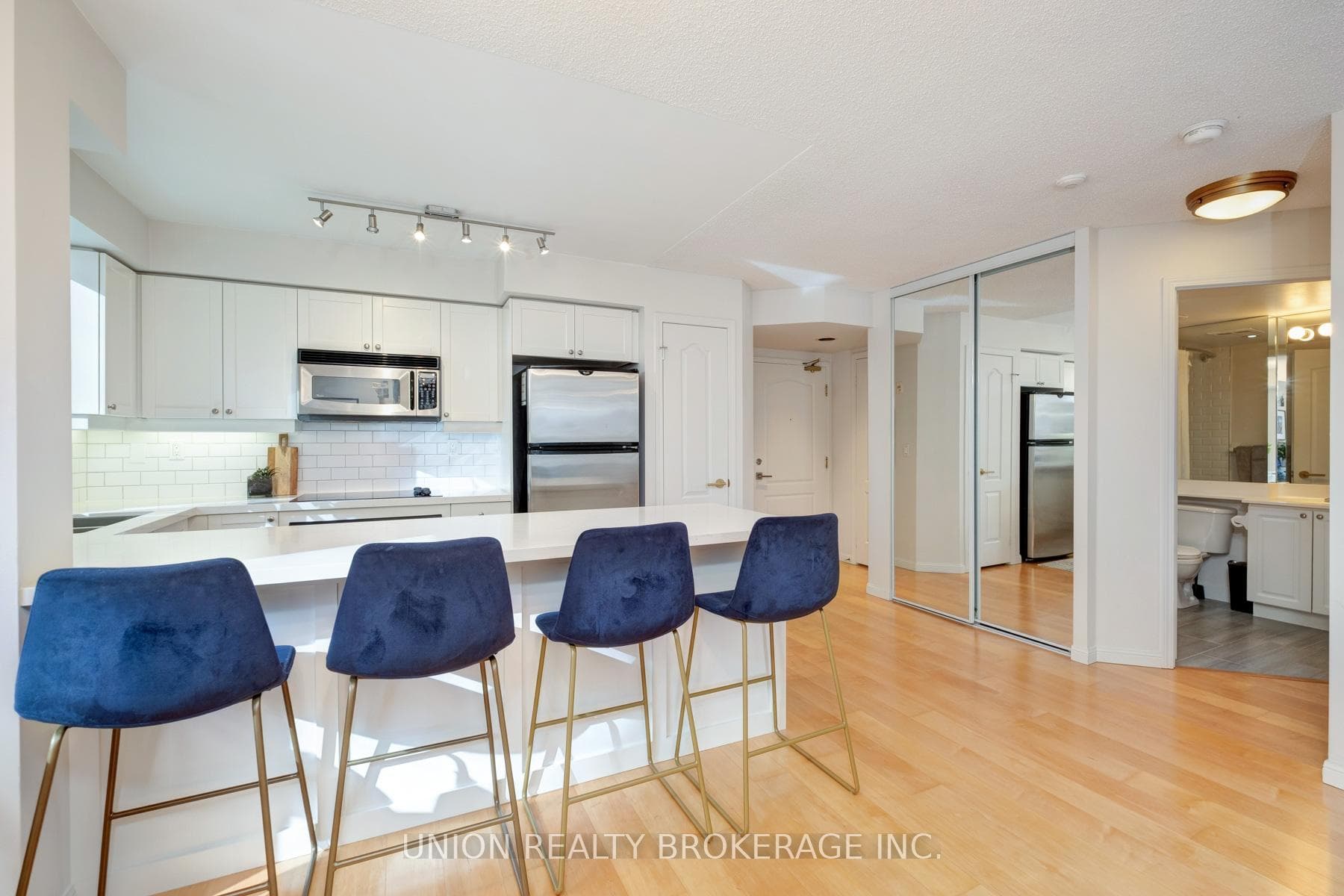 18 Stafford Street Unit 313 photo 9
