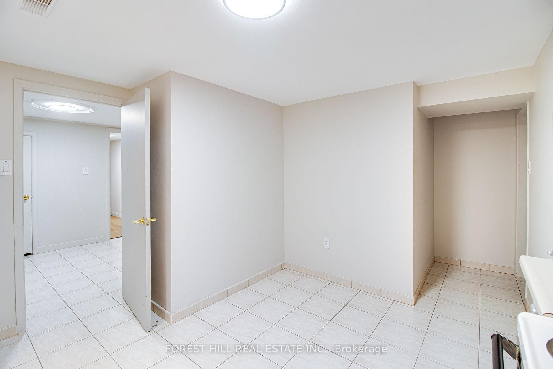57 Exbury Road Unit Bsmt photo 20