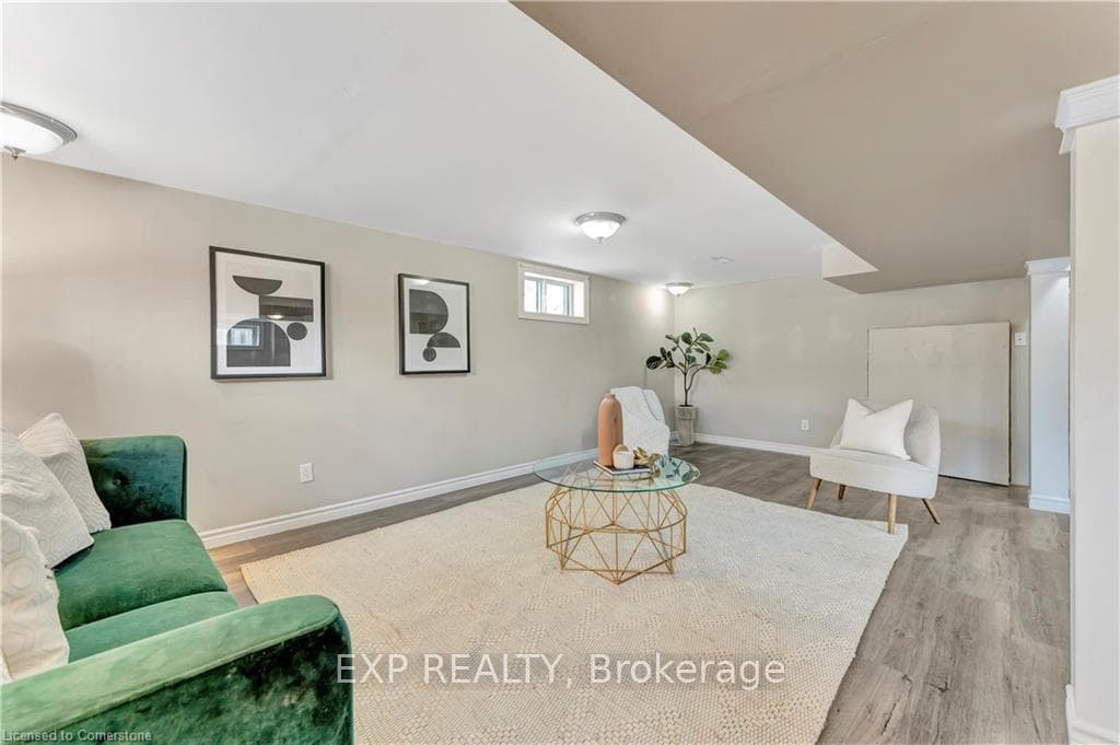 10 Rosewood Avenue photo 21