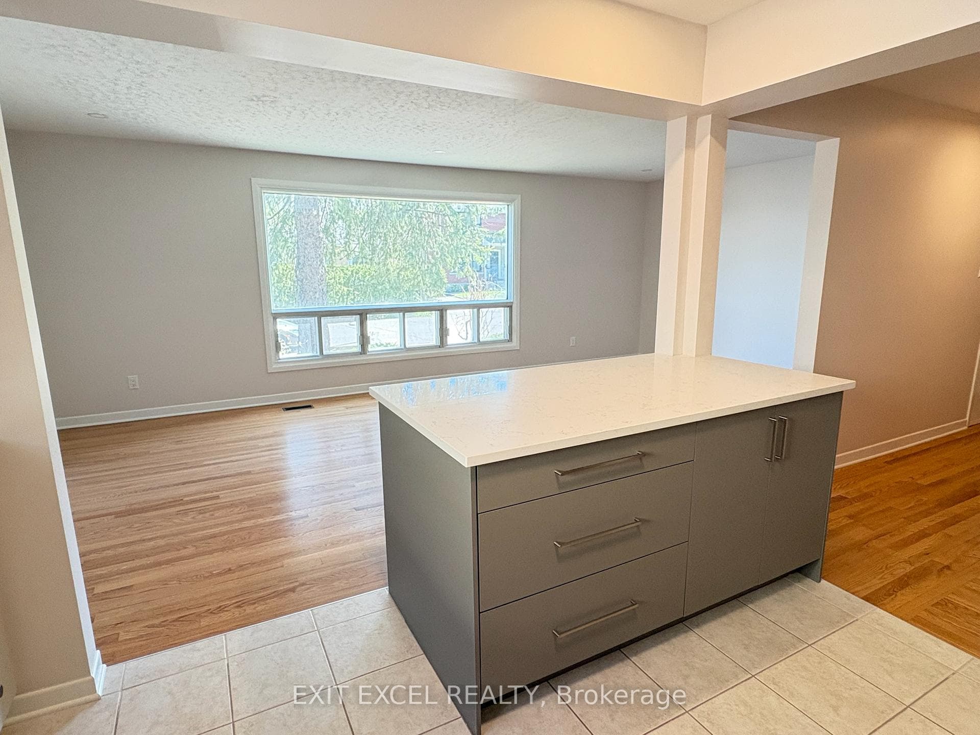 816 Dundee Avenue Unit 1 photo 5