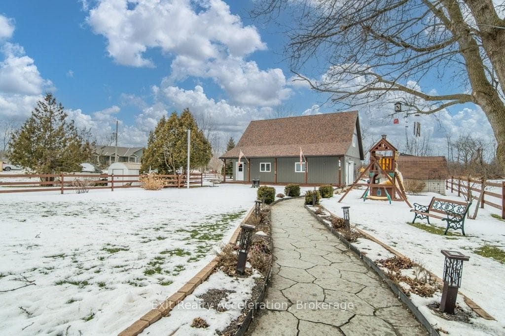 253 Cross Street photo 26