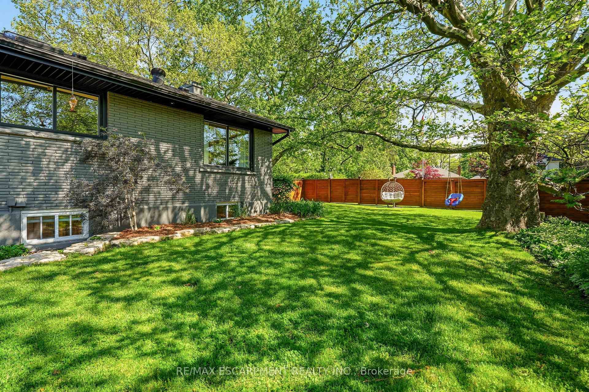 600 Deborah Crescent photo 28