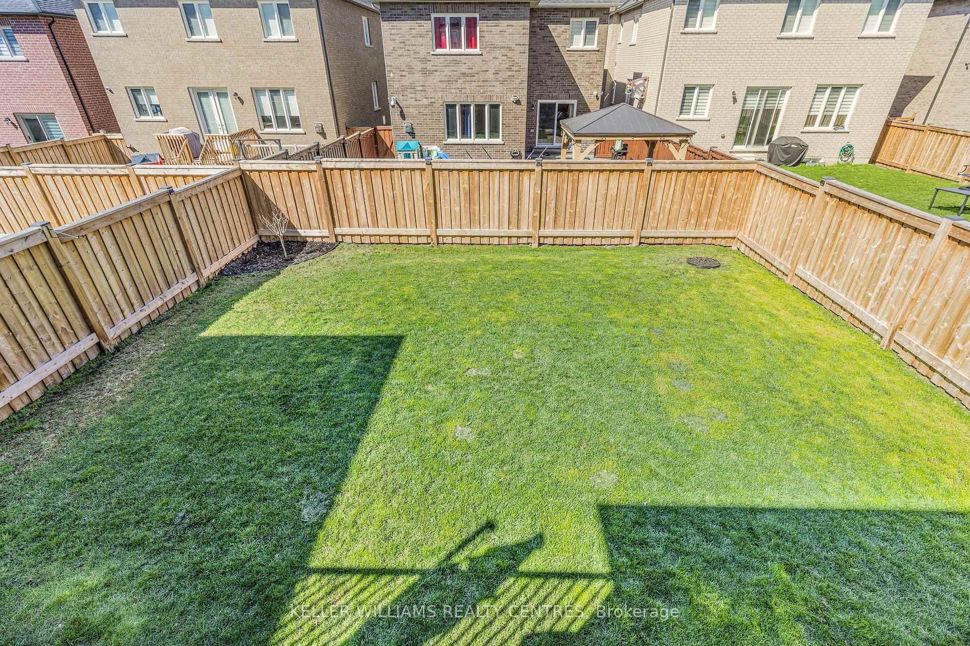 26 Tyndall Drive photo 32