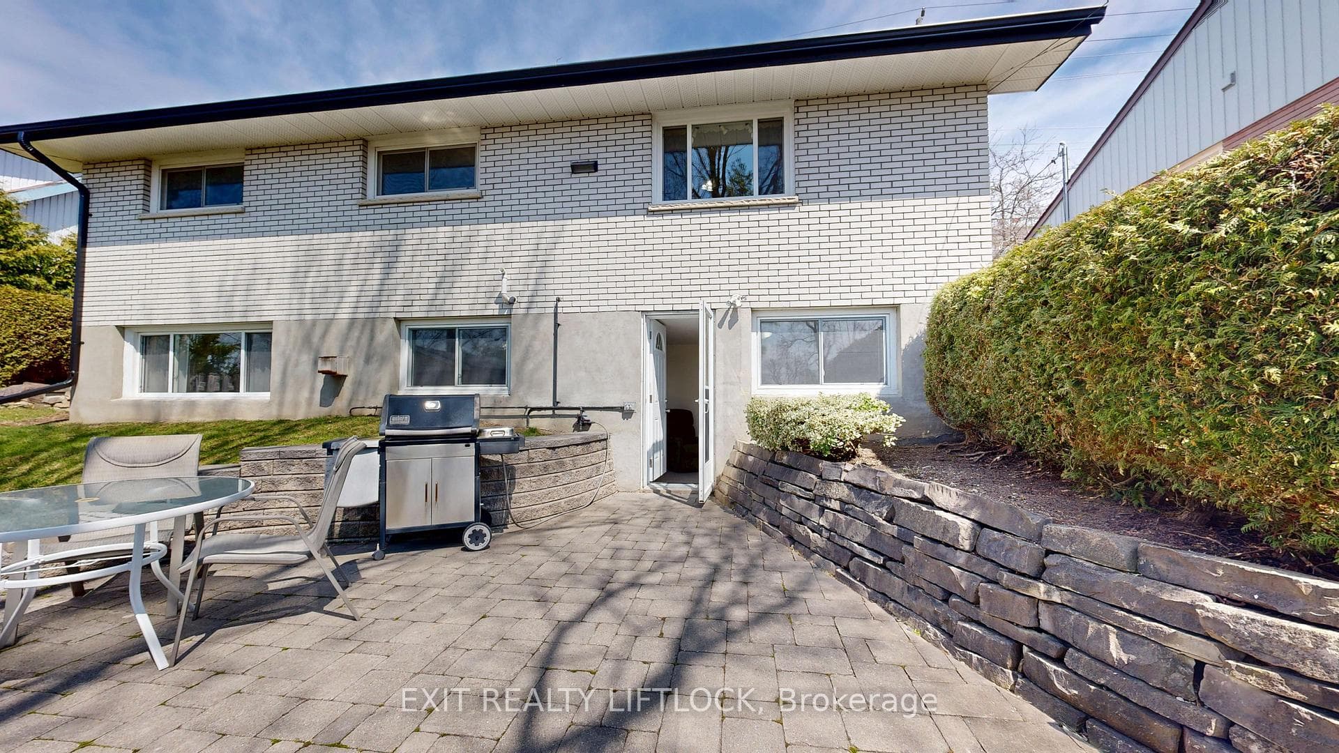 423 Armour Road photo 38