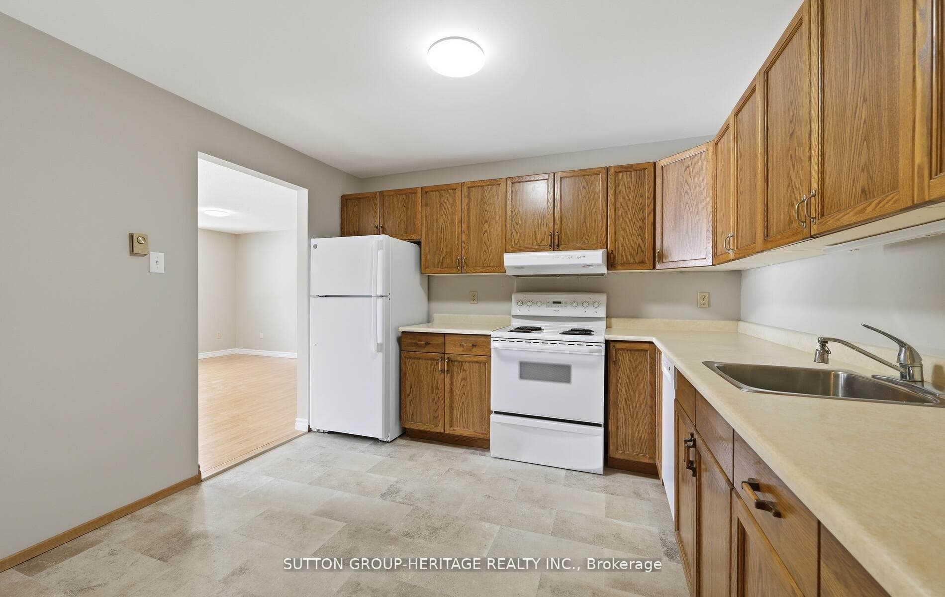 2418 Mountland Drive Unit 102 photo 20