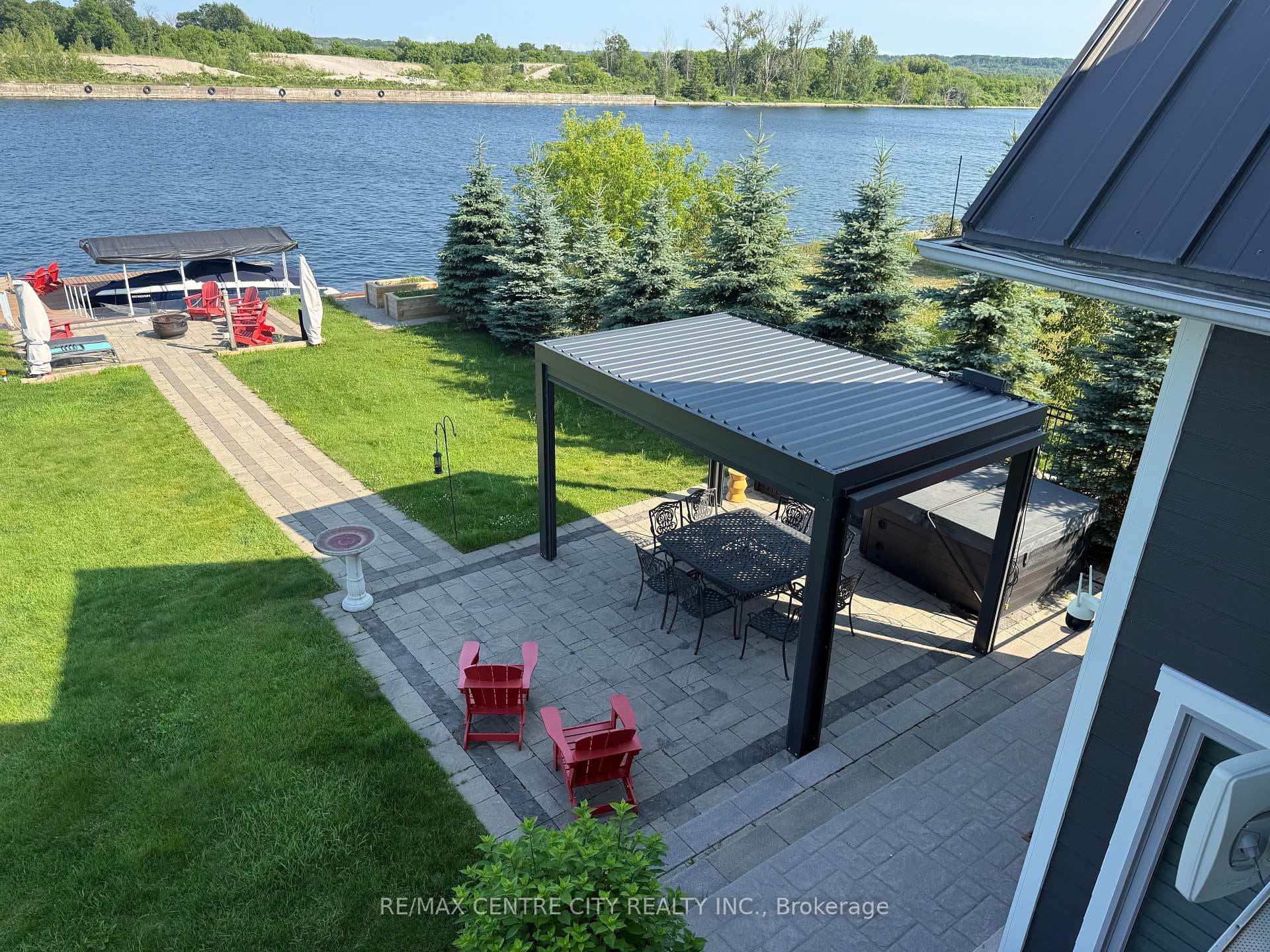 41 Dock Lane photo 25