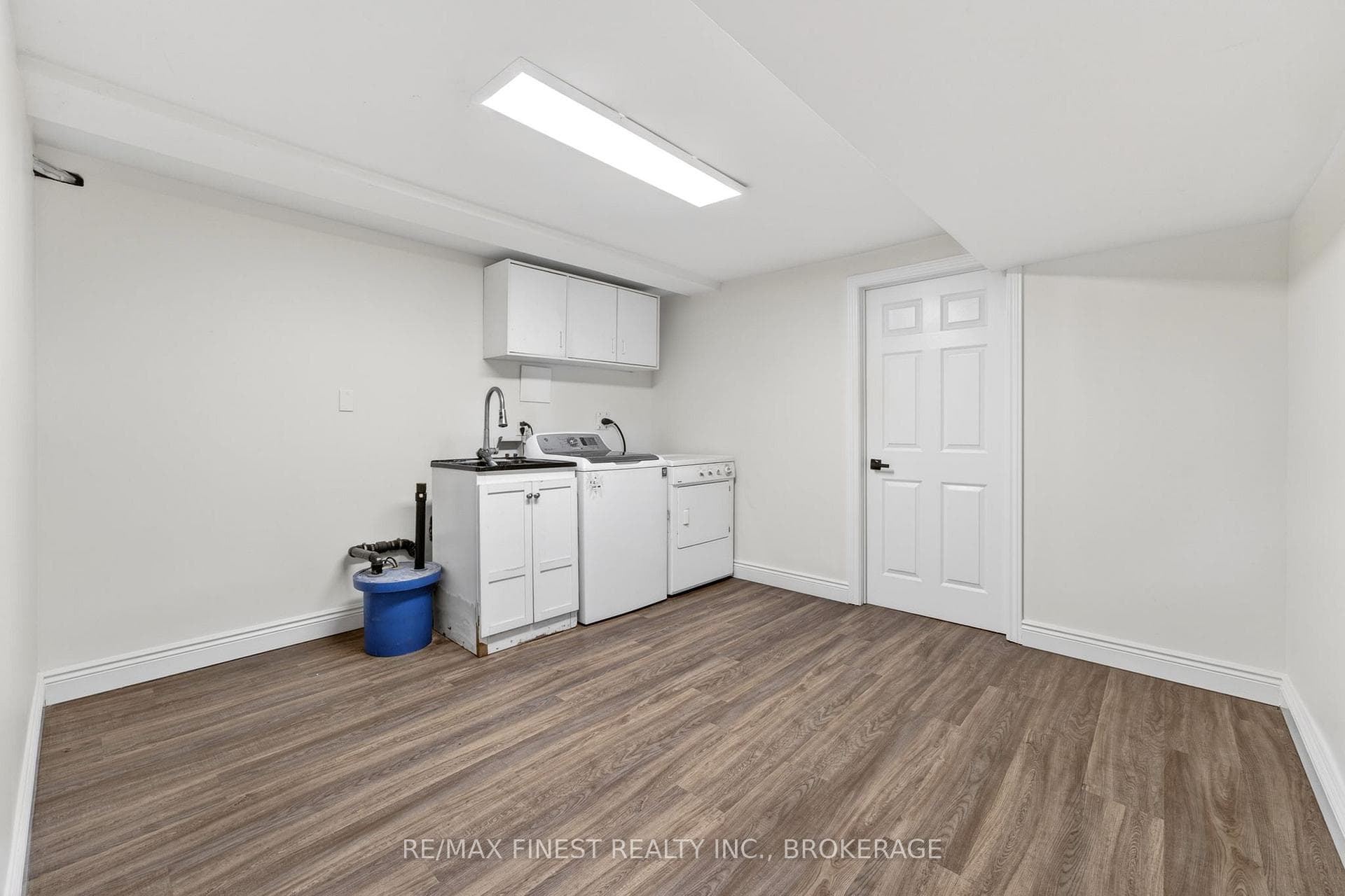 8 Sunrise Court photo 25