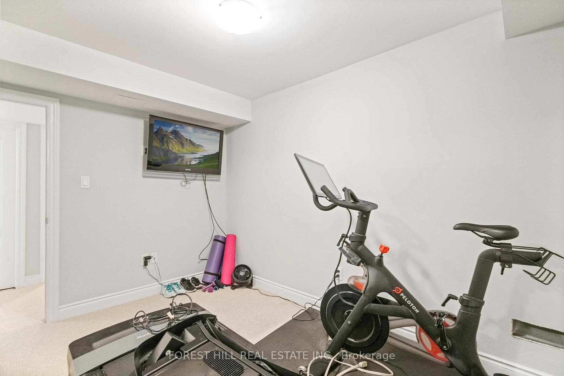 121 White Spruce Crescent photo 31