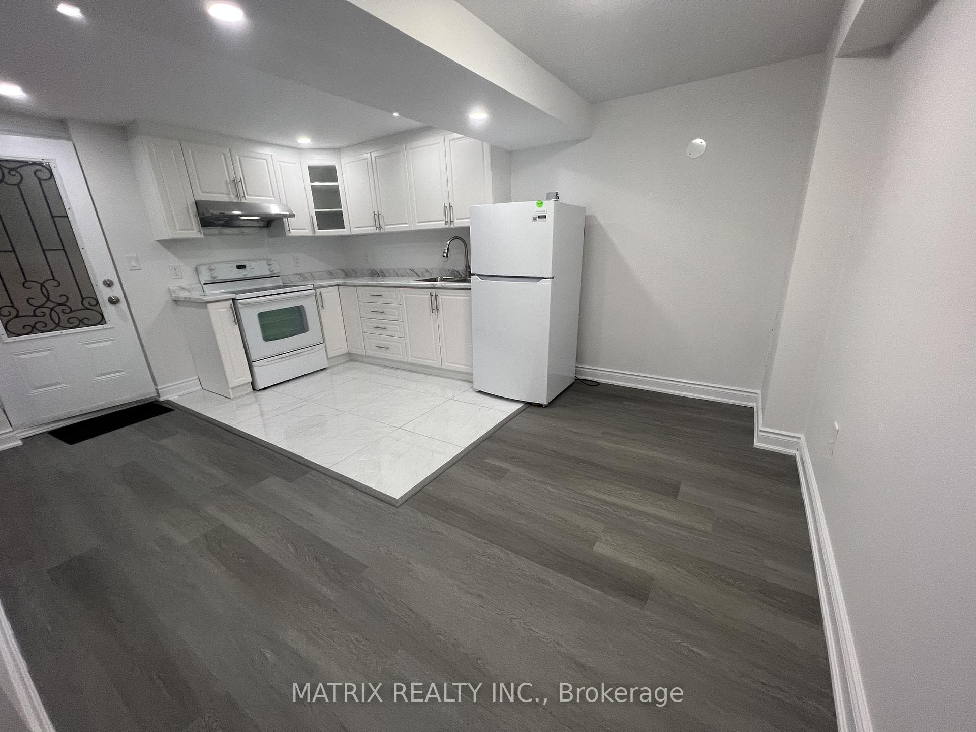 2030 Duberry Drive photo 2