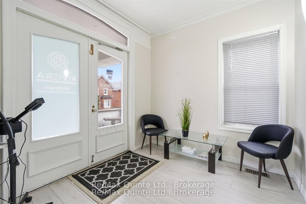 60 VICTORIA Avenue photo 4