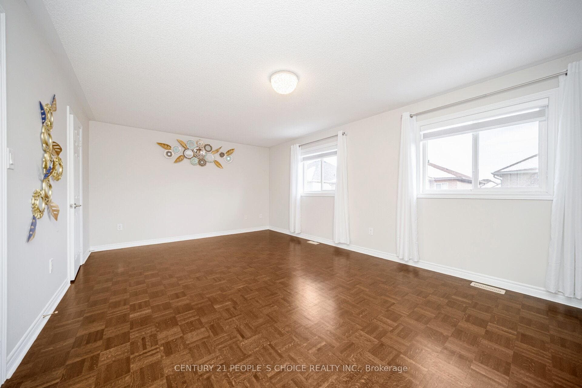 263 Vellore Avenue photo 31