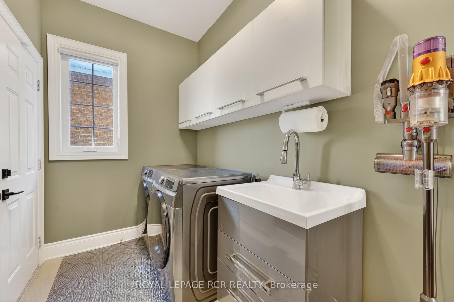 14 Emerald Heights Drive photo 18