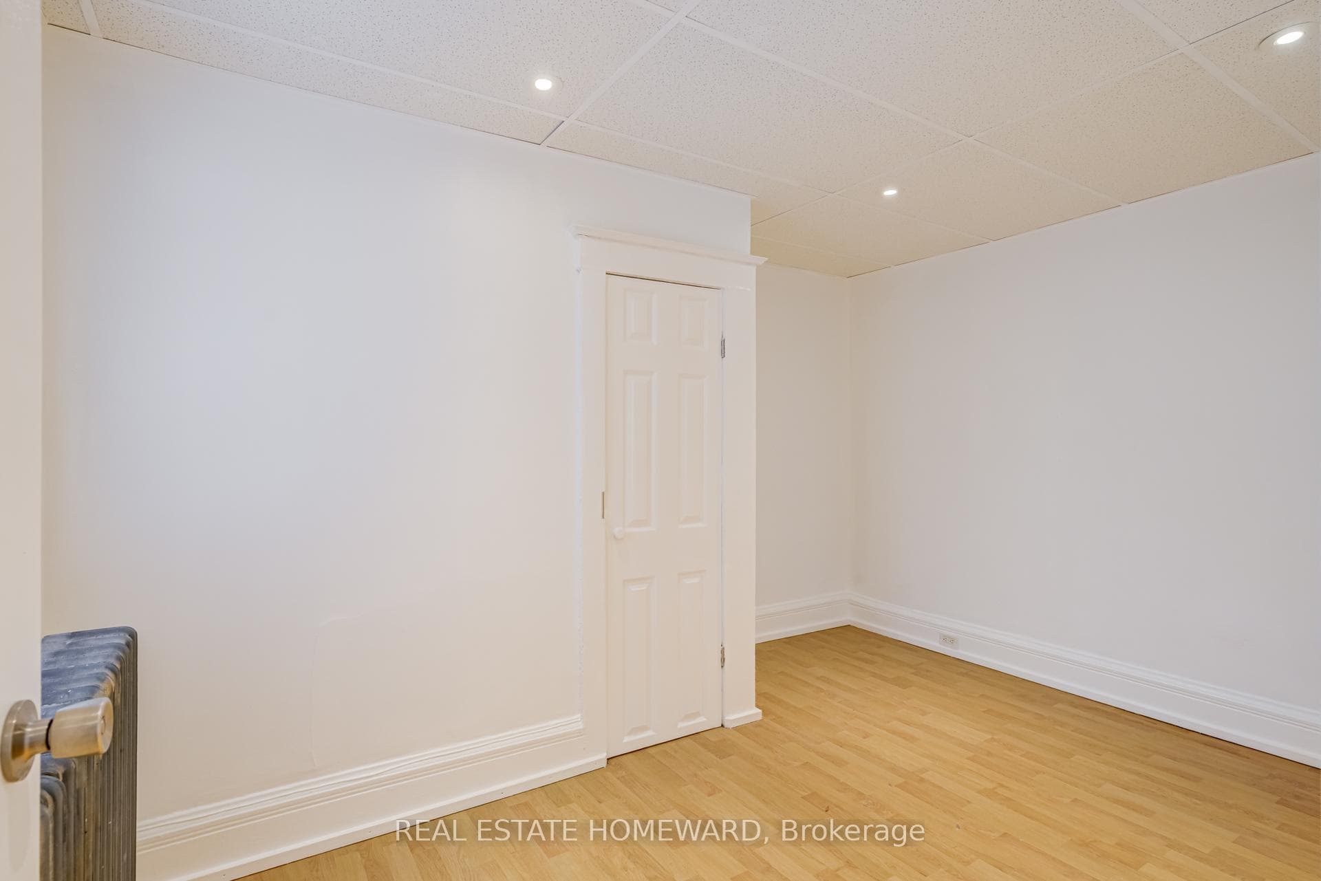 208 Ontario Street Unit Upper photo 27