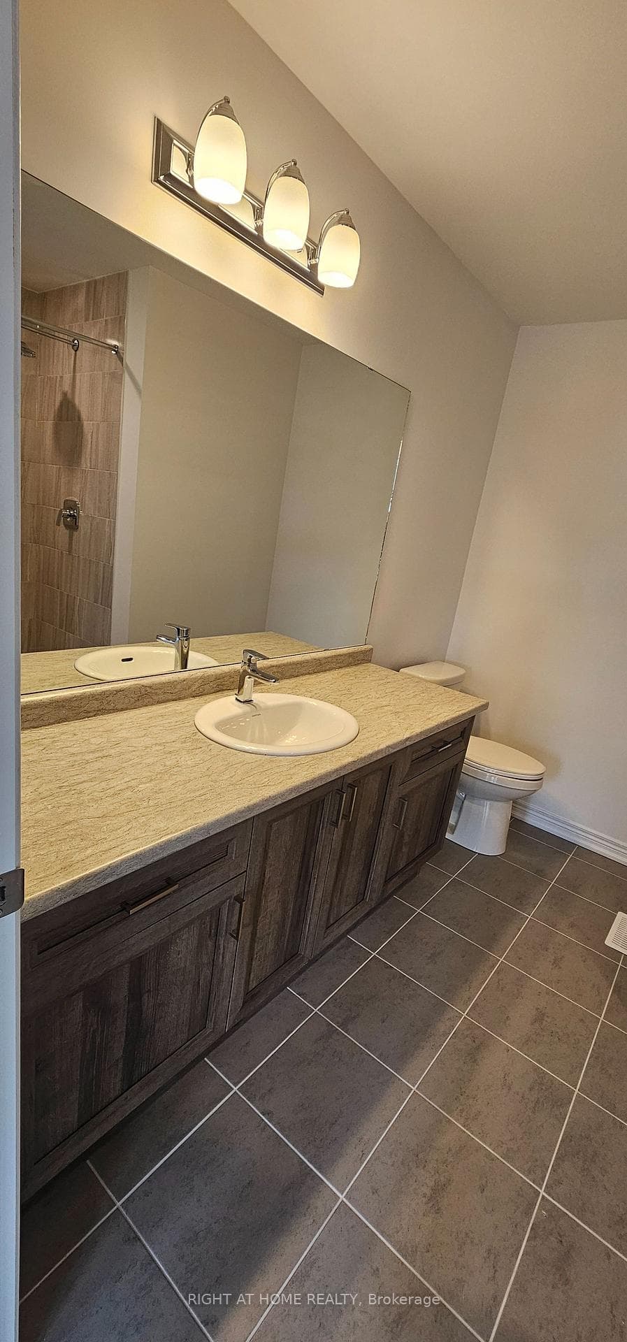 448 Blackburn Drive Unit 1 photo 18