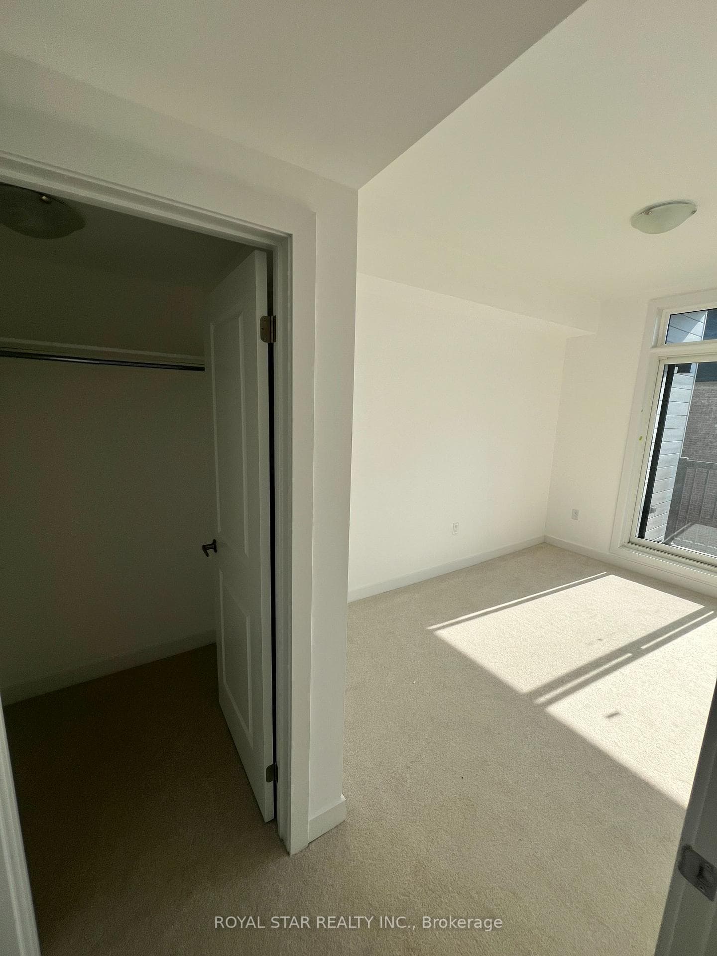 184 Angus Drive Unit 3 photo 14