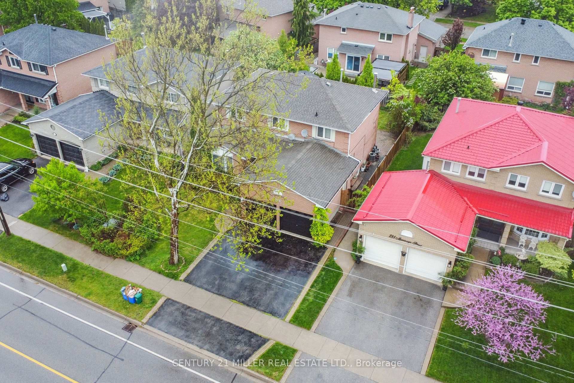 285 Mississaga Street photo 32