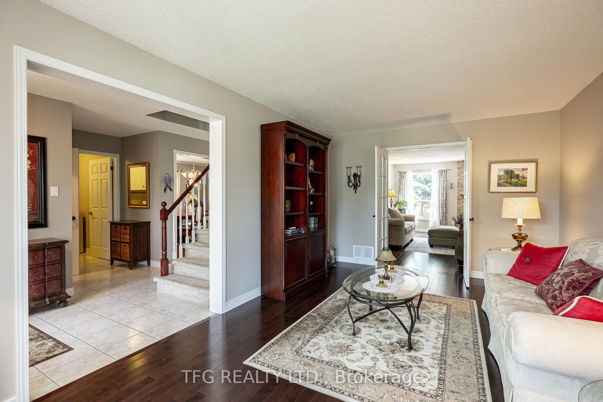 19 Dominy Drive photo 7