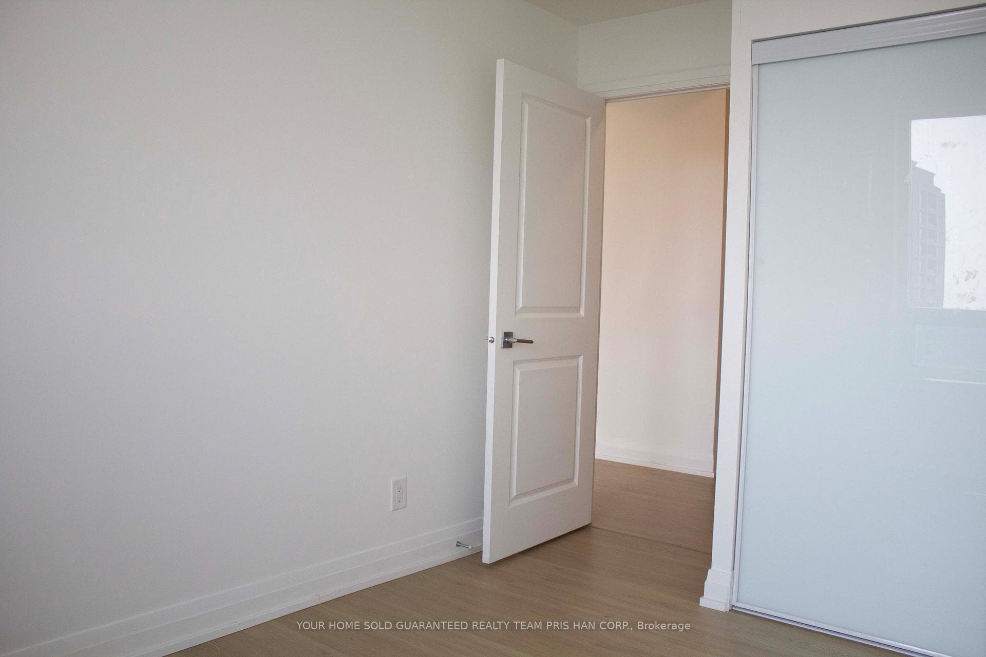 7165 Yonge Street Unit 2309 photo 15