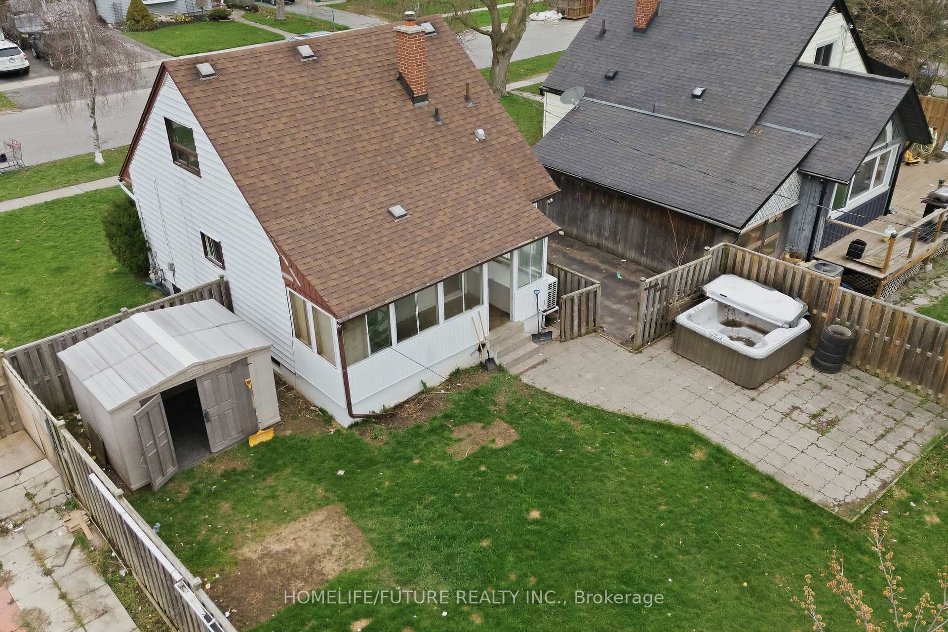 102 Kings Crescent photo 17