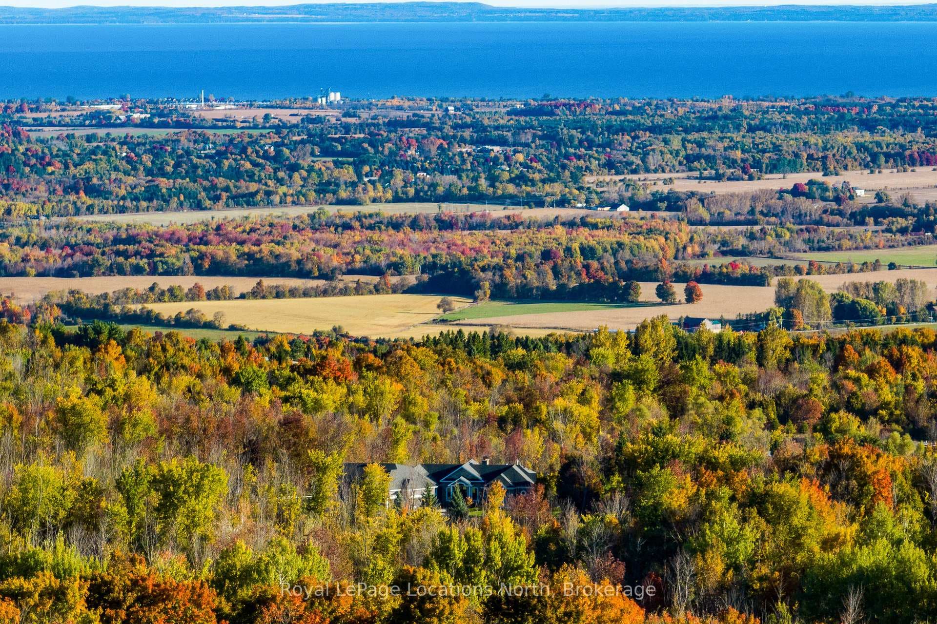 Privacy 10 Minutes from Collingwood