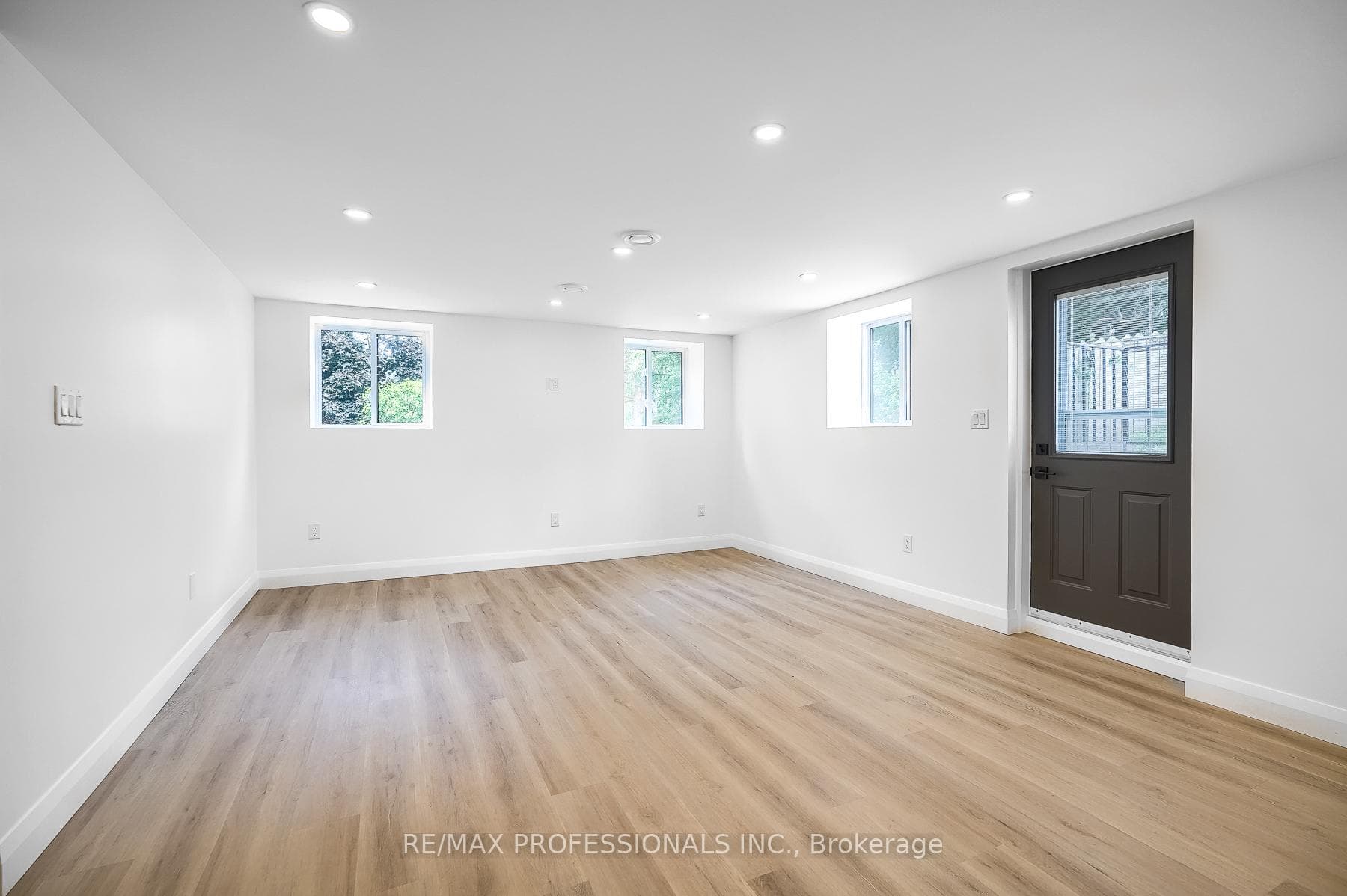 1481 Jefferson Road photo 28
