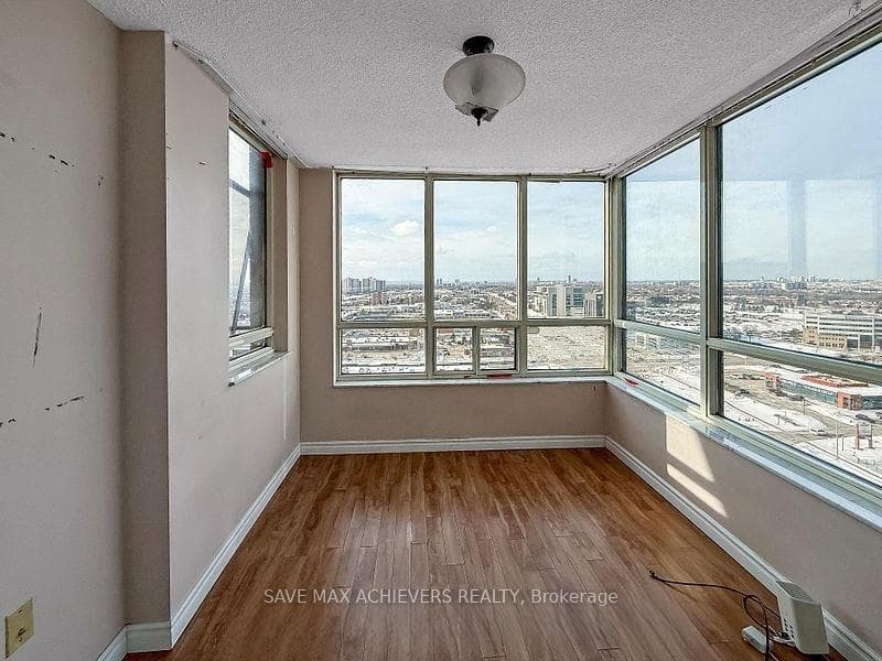 20 Cherrytree Drive Unit Ph09 photo 7