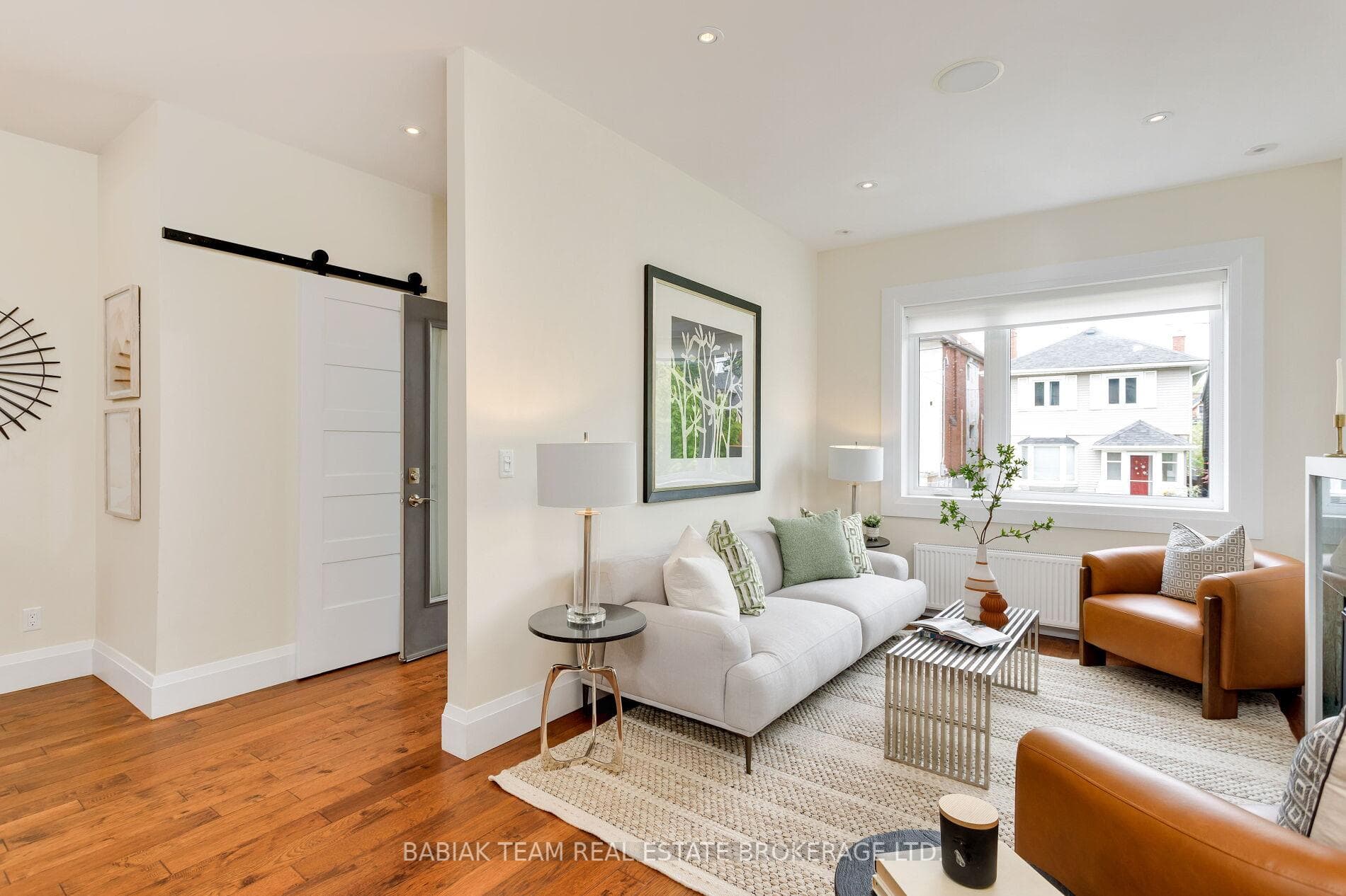 25 Mayfield Avenue photo 5