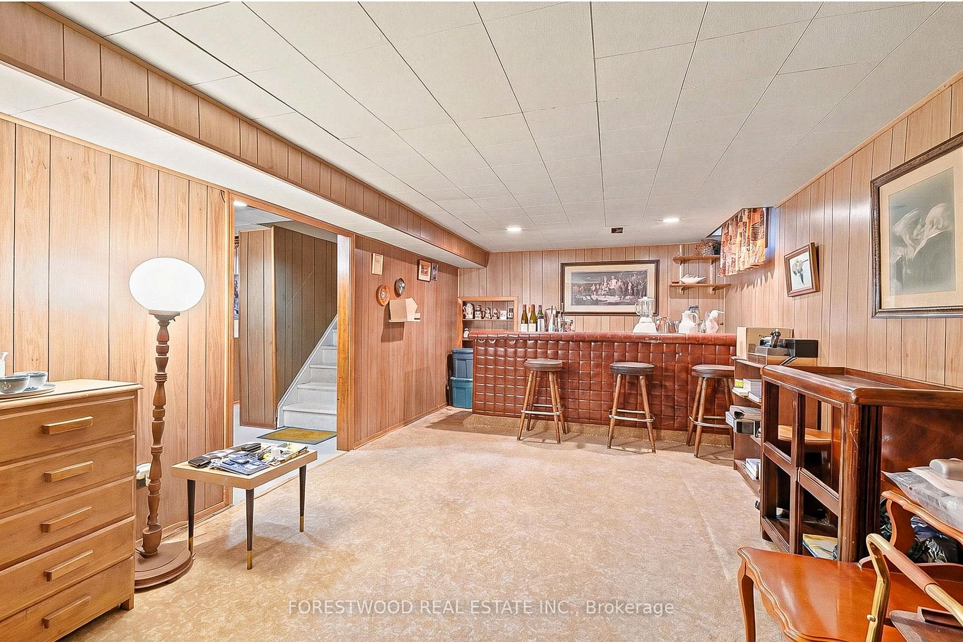 523 Hyacinthe Boulevard photo 31