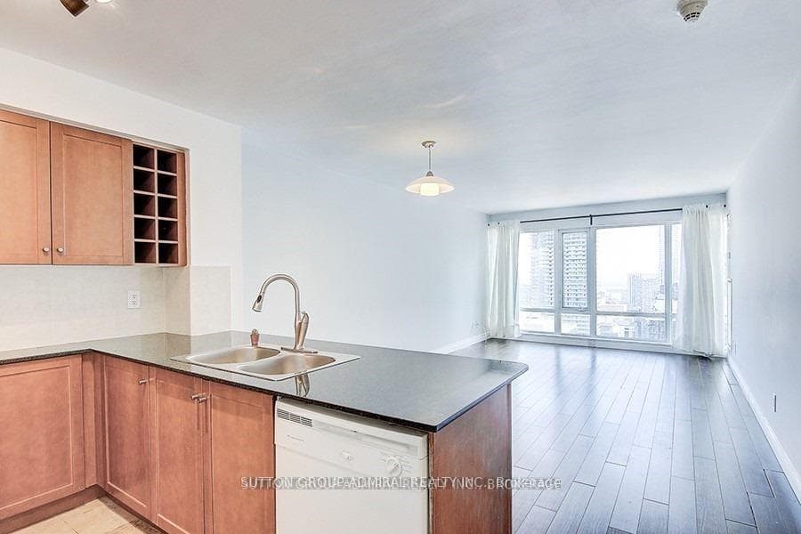 210 Victoria Street Unit 3406 photo 4