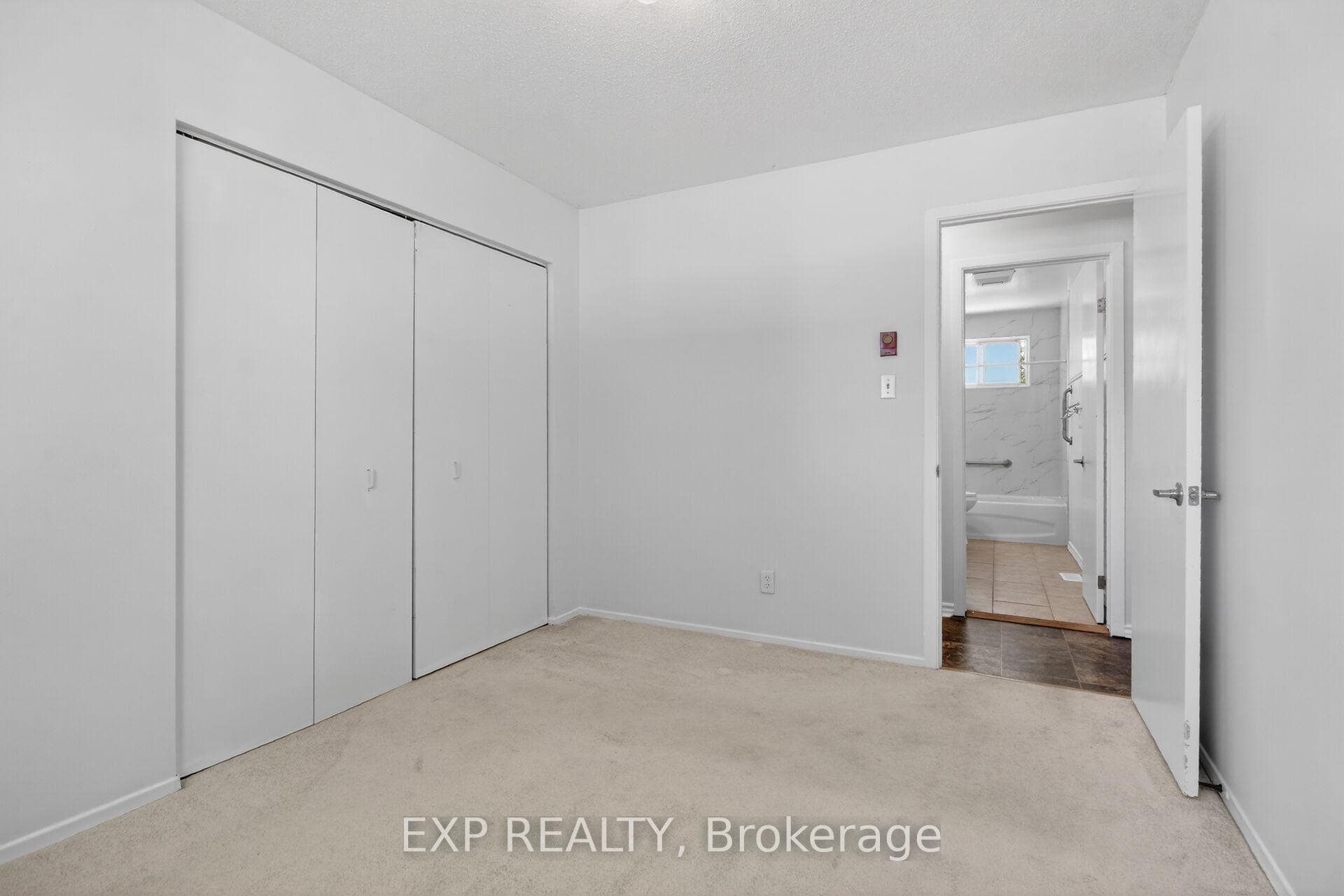338 William Street photo 39