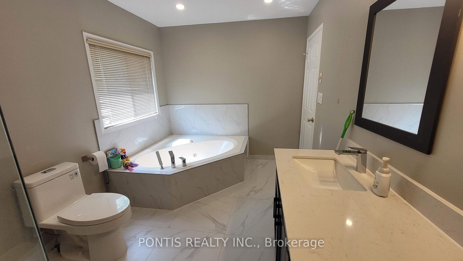 5535 Glen Erin Drive Unit 65 photo 16