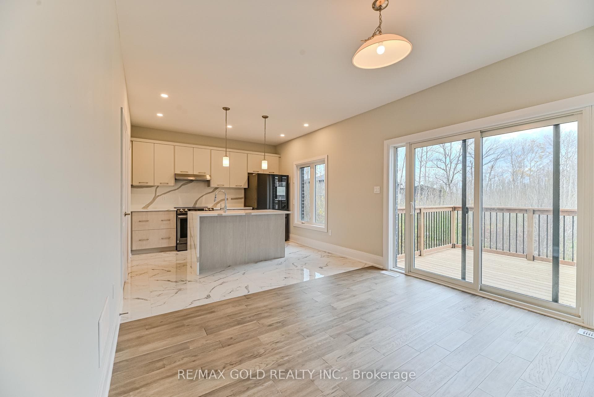 123 Jewel Street photo 18