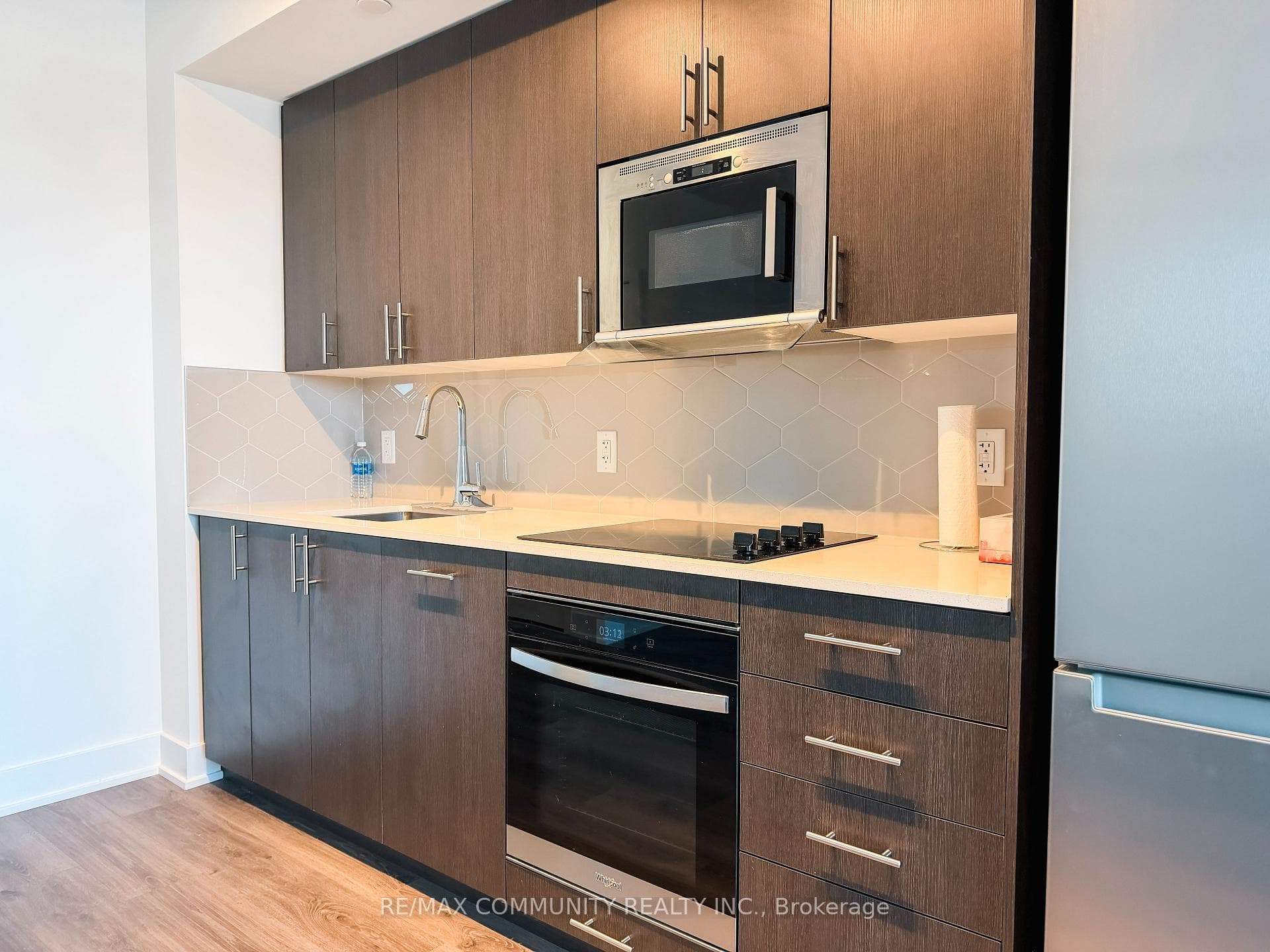 2545 Simcoe Street Unit 1136 photo 3