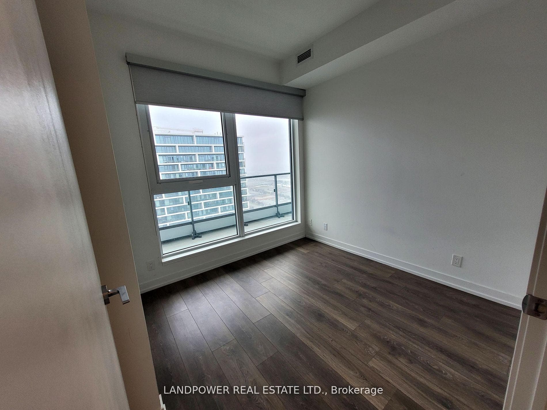 5 Buttermill Avenue Unit 6101 photo 29
