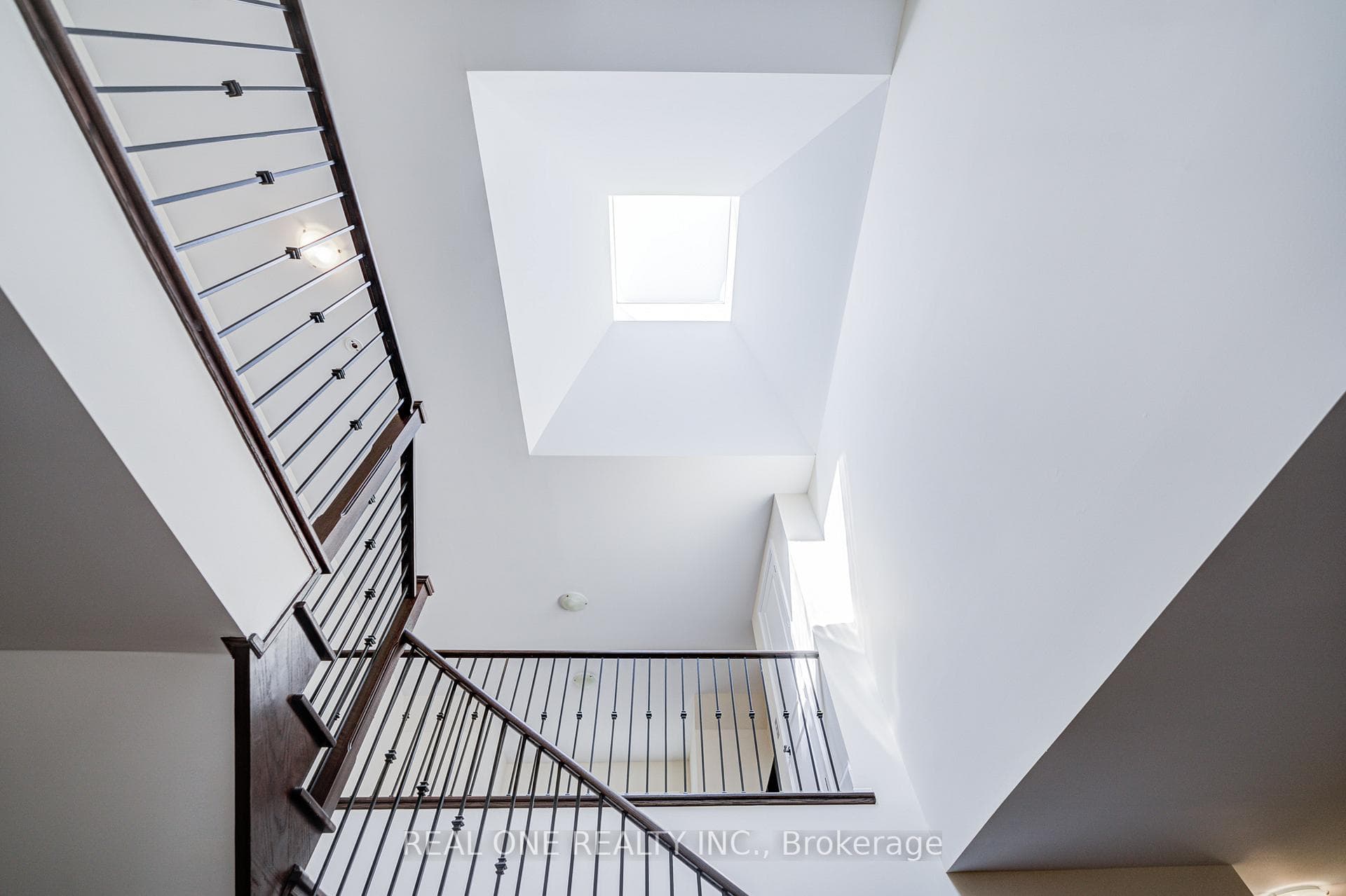 421 Flamingo Road photo 3