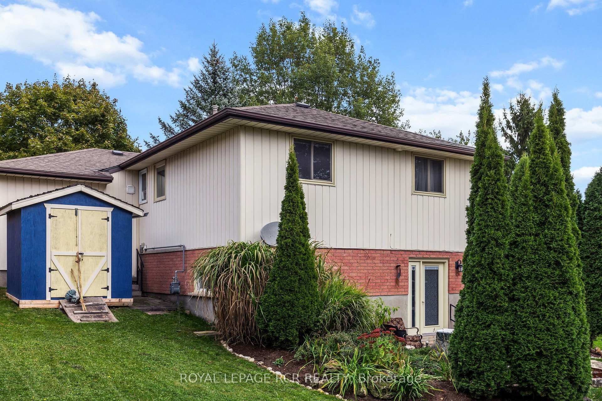 56 Wilson Crescent photo 36