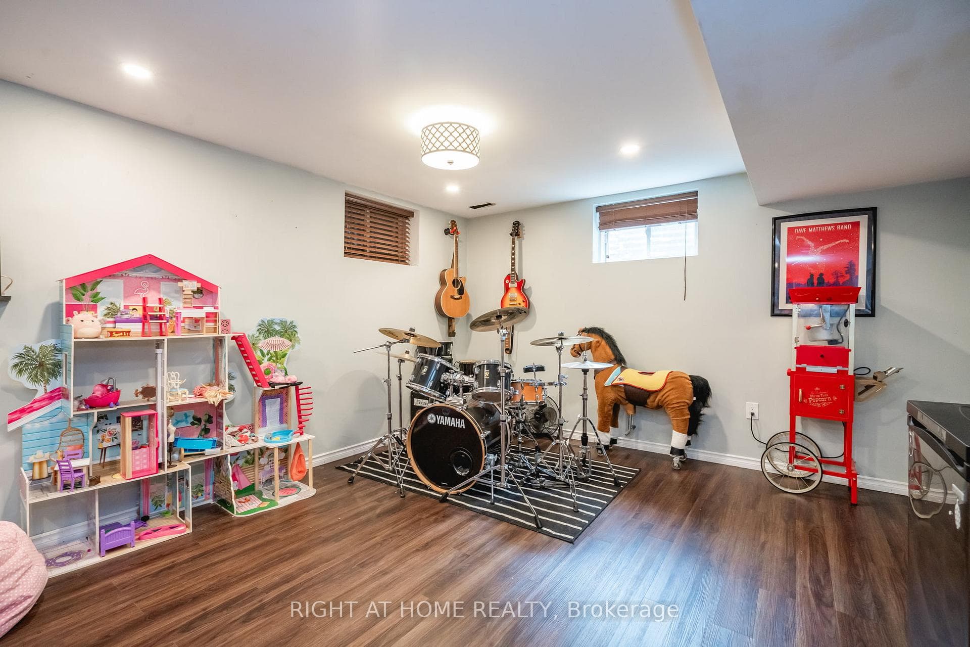 25 Twiss Drive photo 31