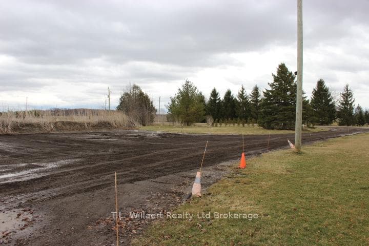 25130 Argyle Line photo 35