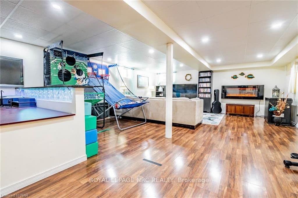 18 ALSOP Avenue photo 43