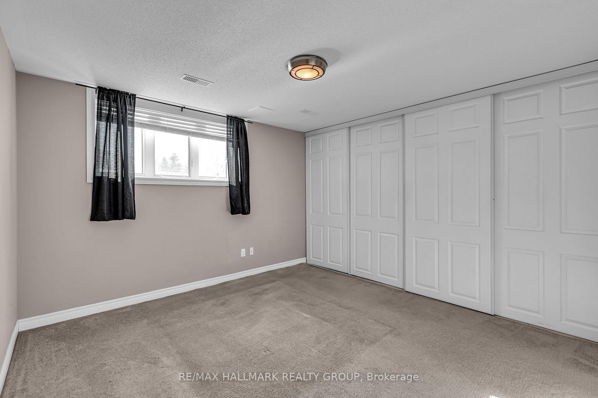 801 Lakeridge Drive photo 20