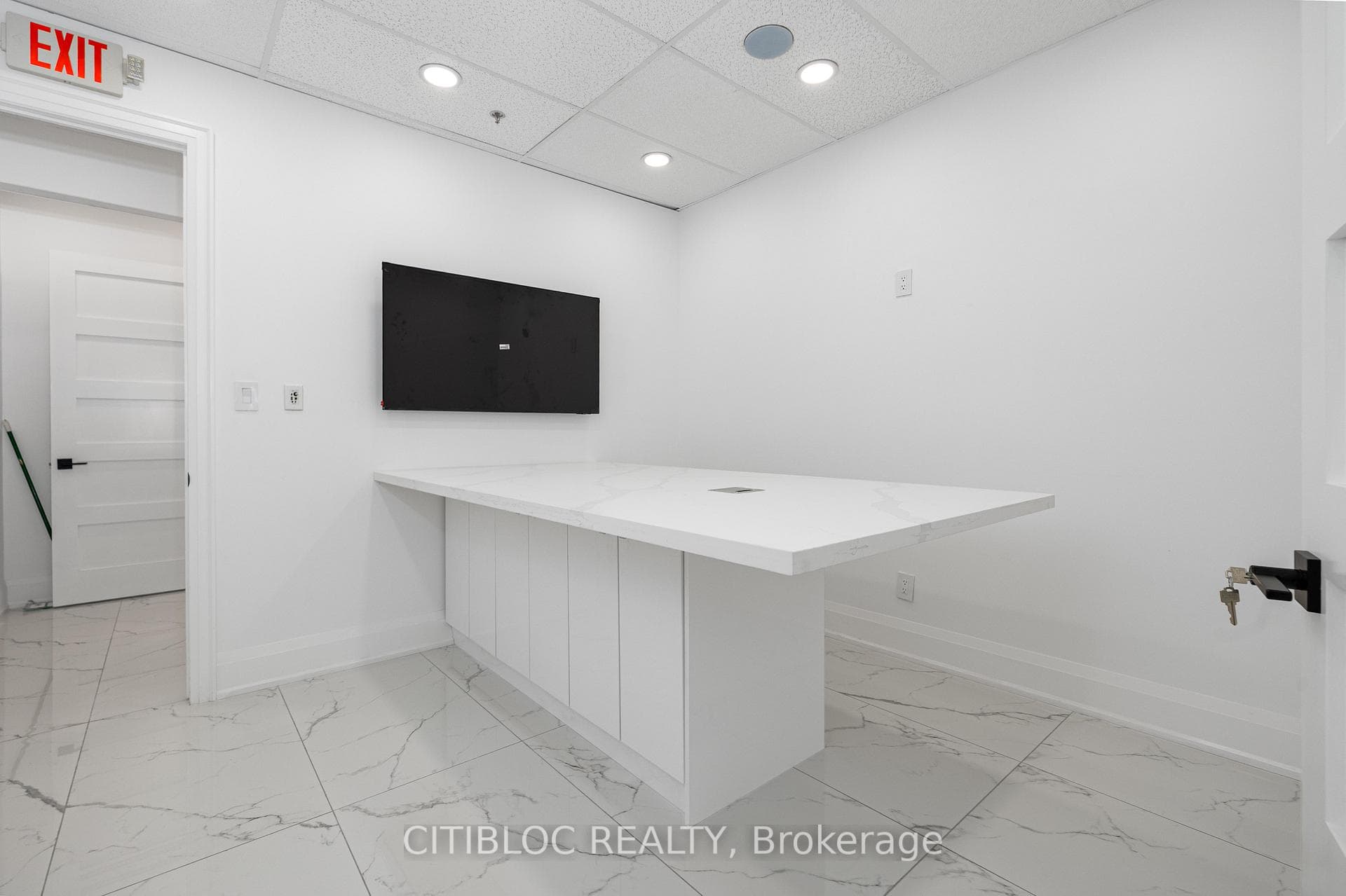 BOARD ROOM