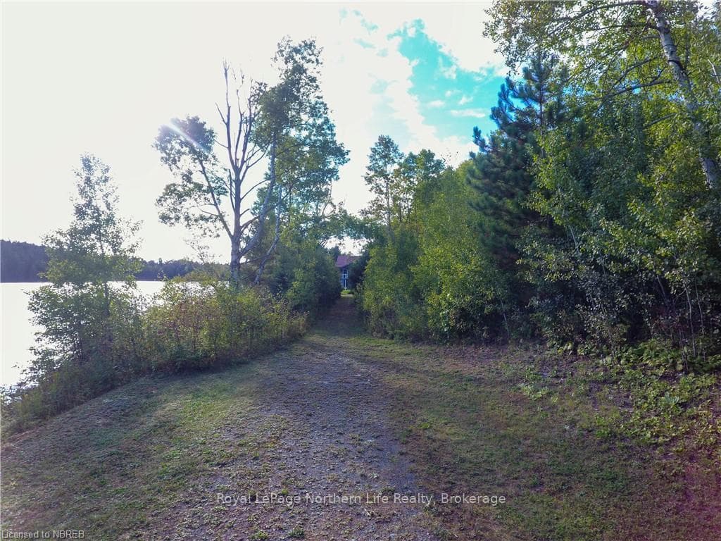 351 FOX RUN Drive photo 7