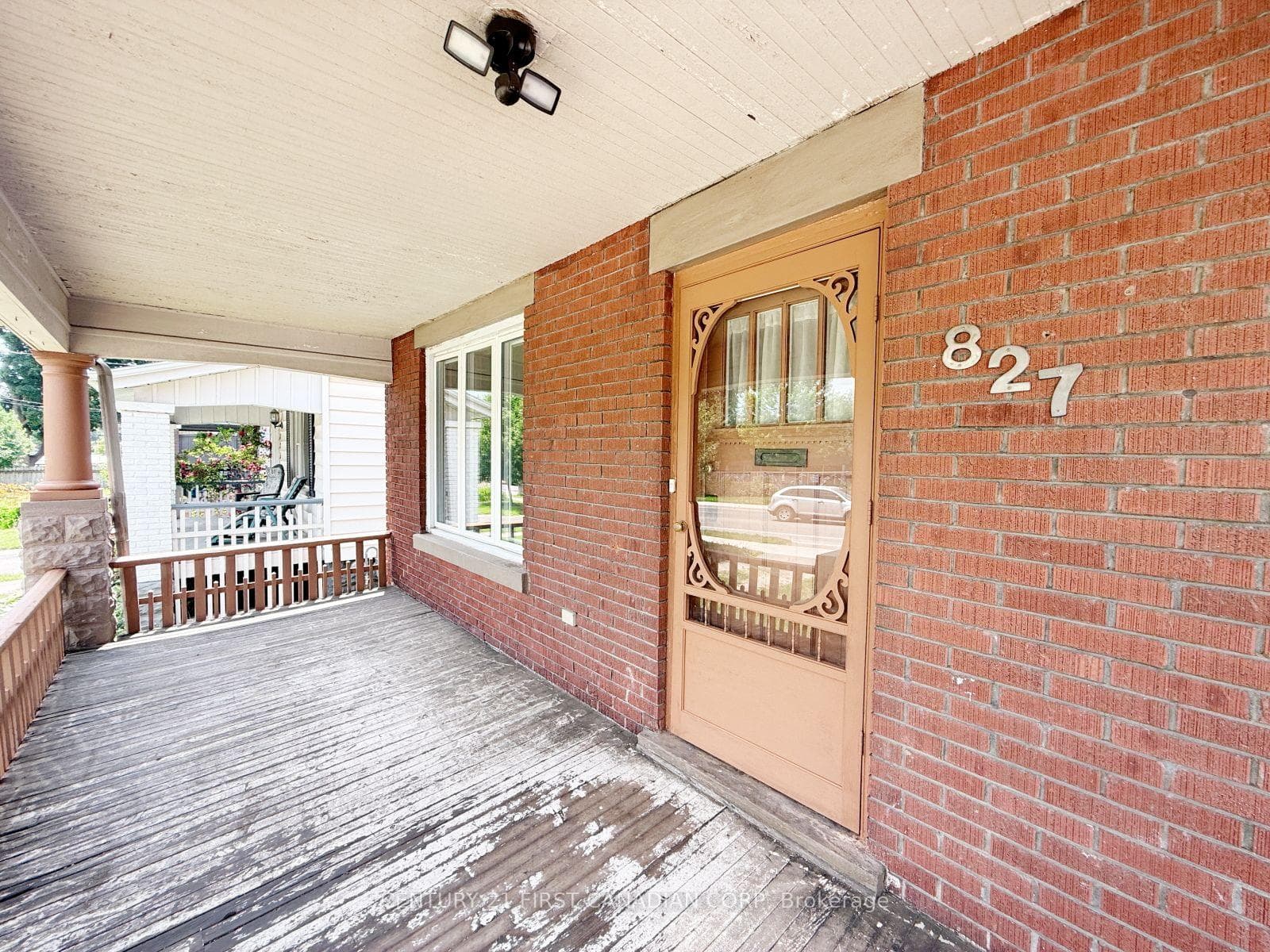 827 Quebec Street photo 5